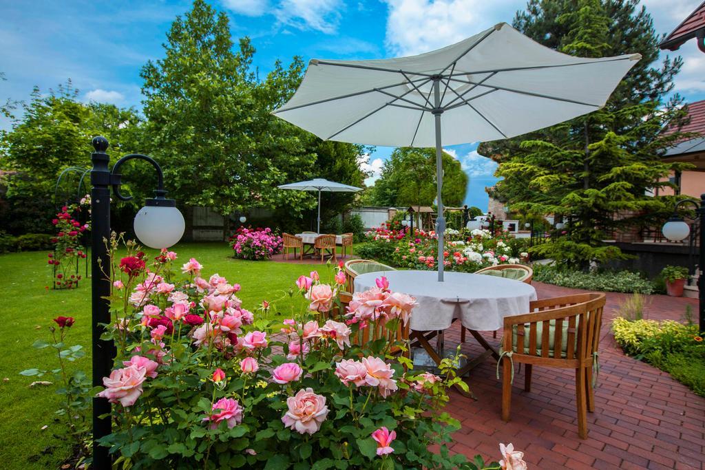 Villa Rosa Dunajská Streda 외부 사진